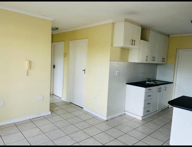 2 BEDROOM FREESTANDING TO LET IN GONUBIE